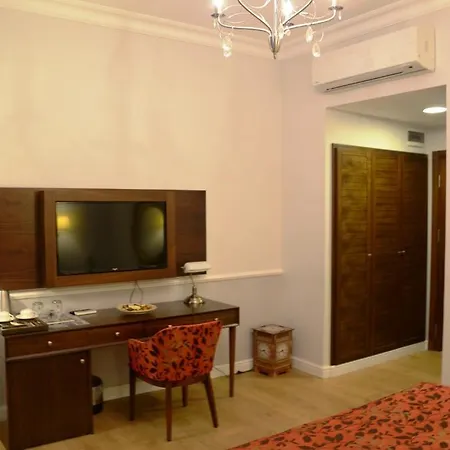 Konak Suites *